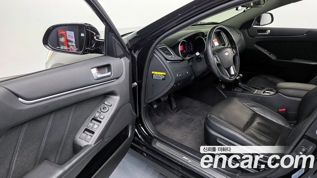 Kia K7 2012 — photo 10