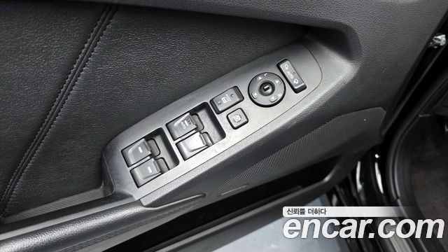 Kia K7 2012 — photo 11