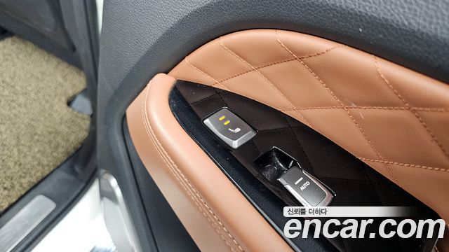 KG Mobility Rexton 2018 — photo 19