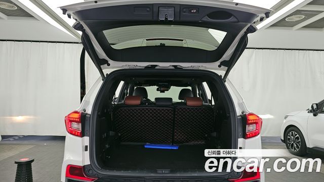 KG Mobility Rexton 2018 — photo 20