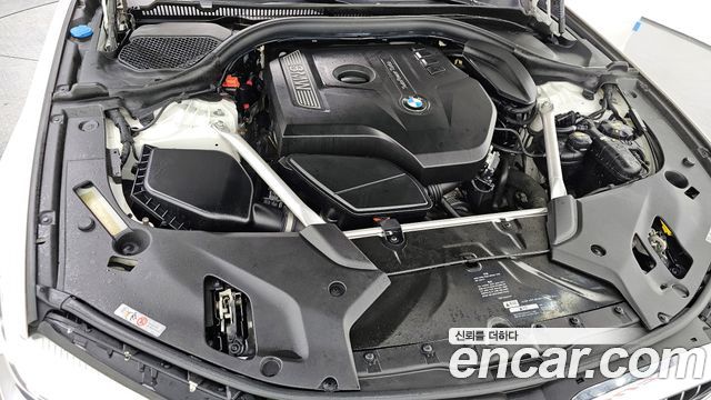 BMW 5-Series 2019 — photo 6