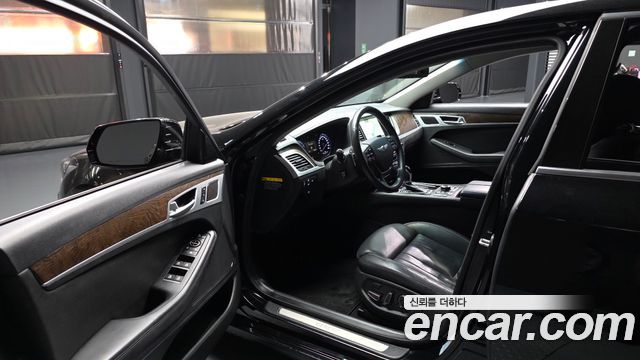 Hyundai Genesis 2014 — photo 10
