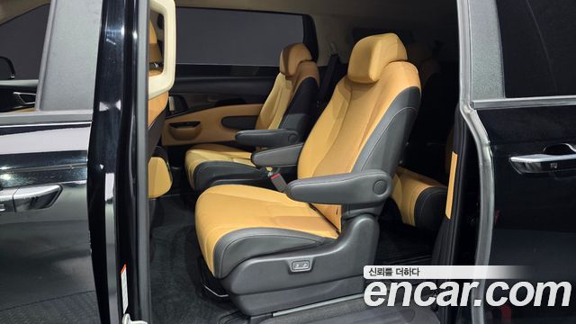Kia Canival 2022 — photo 12