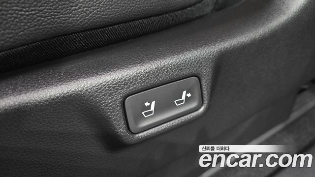 Kia Canival 2022 — photo 18