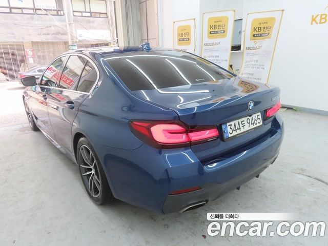 BMW 5-Series 2021 — photo 4