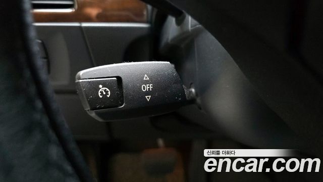 BMW 3-Series 2009 — photo 16