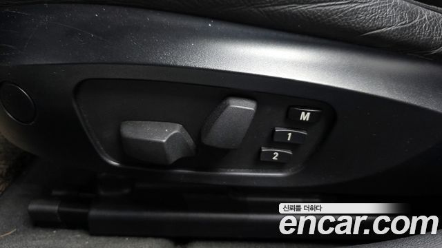 BMW 3-Series 2009 — photo 18