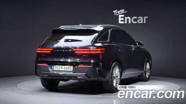 Genesis GV70 2021 — photo 2