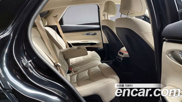 Genesis GV70 2021 — photo 12