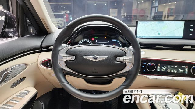 Genesis GV70 2021 — photo 14