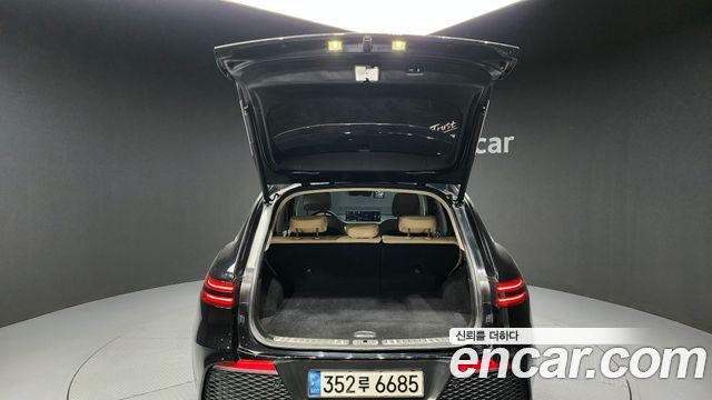 Genesis GV70 2021 — photo 20