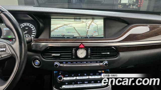 Genesis EQ900 2016 — photo 16