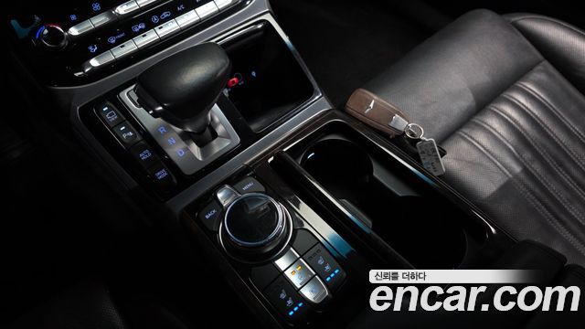 Genesis EQ900 2018 — photo 9