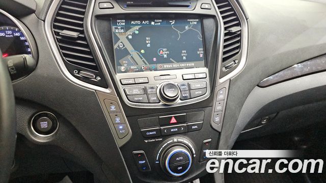 Hyundai Santafe 2015 — photo 16