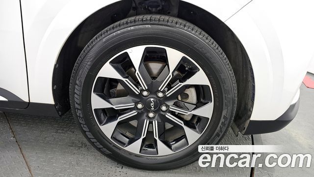 Kia Canival 2021 — photo 5