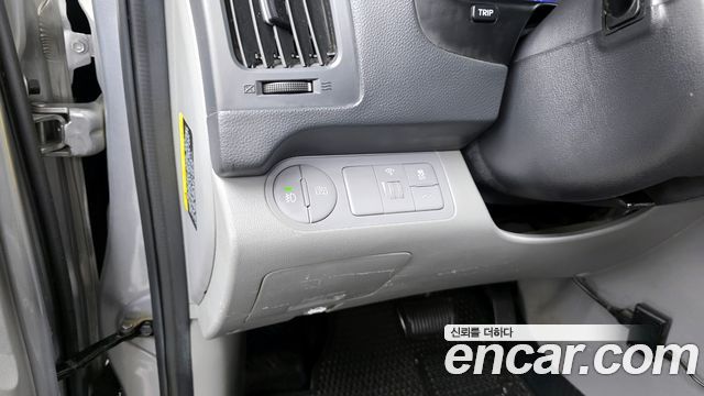Hyundai Starex 2018 — photo 16