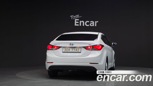 Hyundai AVANTE 2014 — photo 4