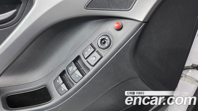 Hyundai AVANTE 2014 — photo 12