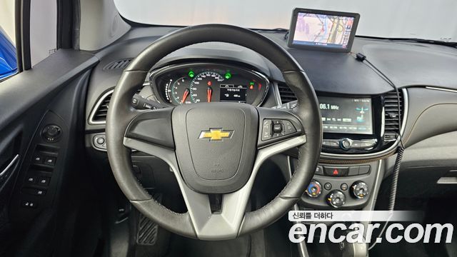 Chevrolet Korea Trax 2017 — photo 13