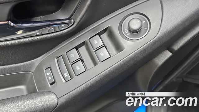 Chevrolet Korea Trax 2017 — photo 14