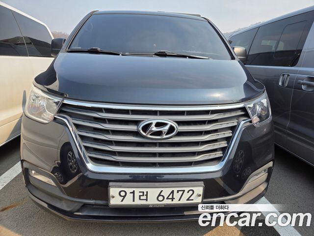 Hyundai Starex 2020 — photo 1