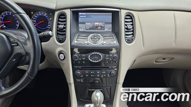Infiniti EX 2008 — photo 15