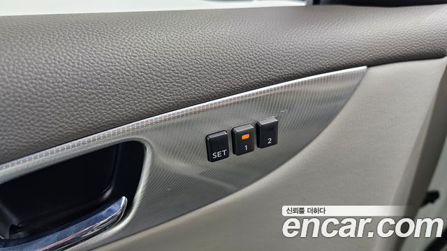 Infiniti EX 2008 — photo 18