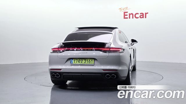Porsche Panamera 2023 — photo 4