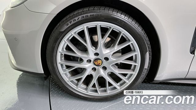 Porsche Panamera 2023 — photo 5