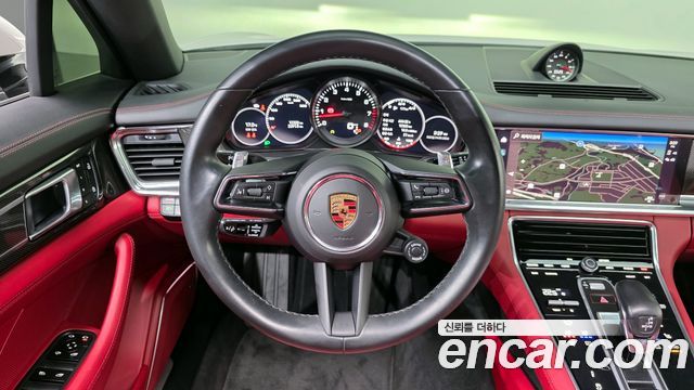 Porsche Panamera 2023 — photo 13