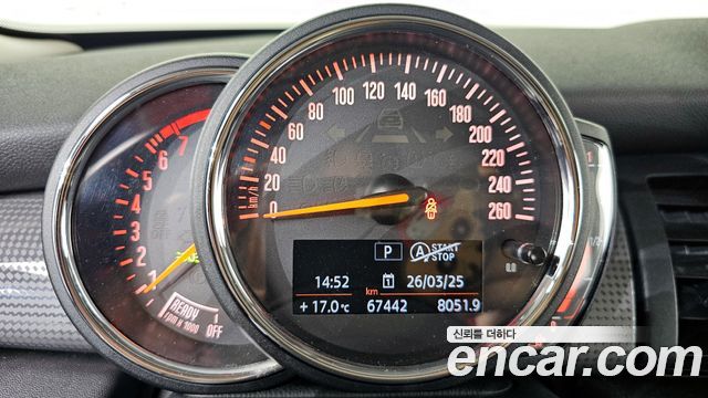 Mini Cooper 2018 — photo 8