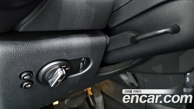 Mini Cooper 2018 — photo 14