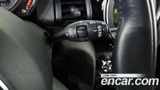 Mini Cooper 2018 — photo 15