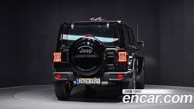 Jeep Wrangler 2022 — photo 4