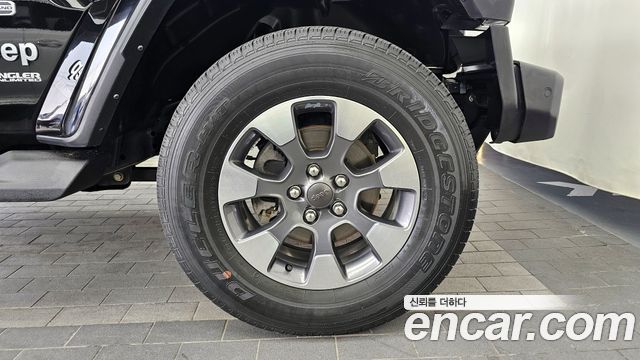 Jeep Wrangler 2022 — photo 5