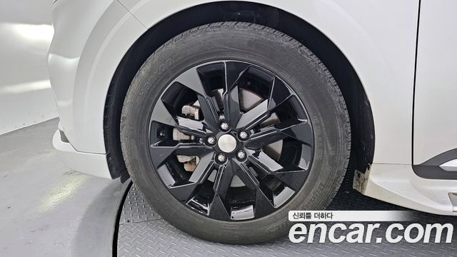 Kia Canival 2021 — photo 5