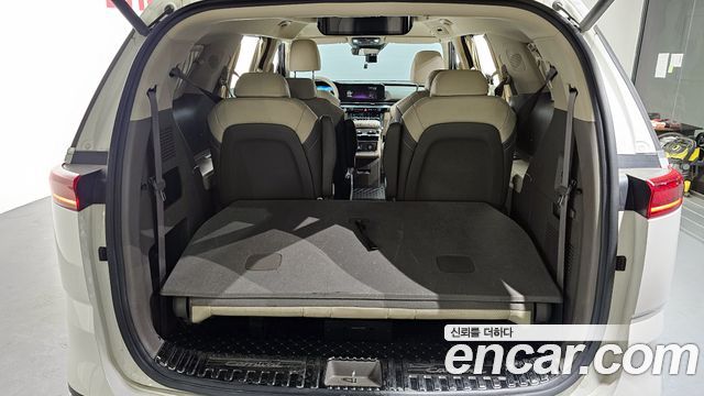 Kia Canival 2021 — photo 20