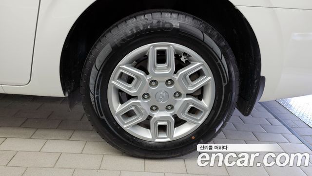 Hyundai Staria 2022 — photo 5