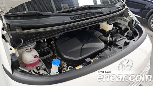 Hyundai Staria 2022 — photo 6