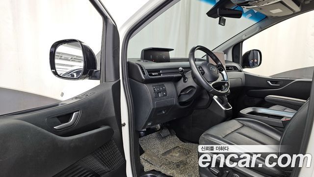 Hyundai Staria 2022 — photo 10