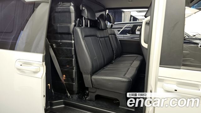 Hyundai Staria 2022 — photo 12