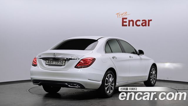 Mercedes-Benz C-Class 2015 — photo 2