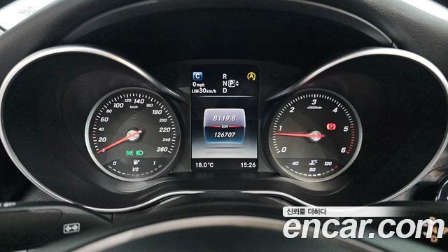 Mercedes-Benz C-Class 2015 — photo 8
