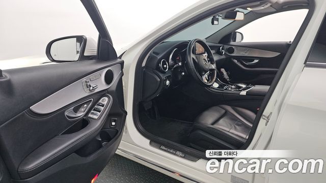 Mercedes-Benz C-Class 2015 — photo 11