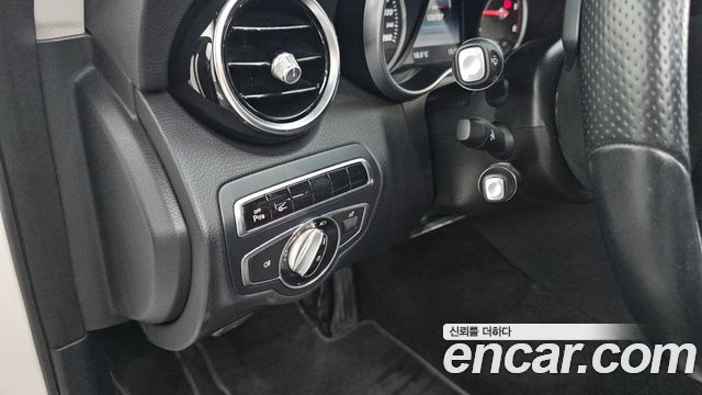 Mercedes-Benz C-Class 2015 — photo 16