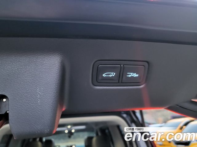Hyundai Staria 2022 — photo 11