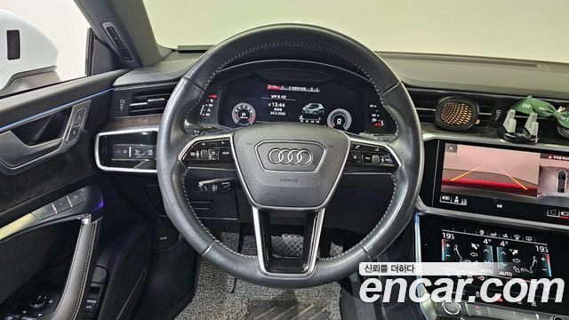 Audi A7 2020 — photo 12