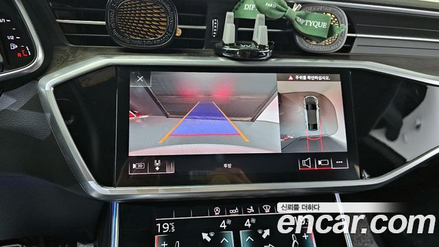 Audi A7 2020 — photo 14