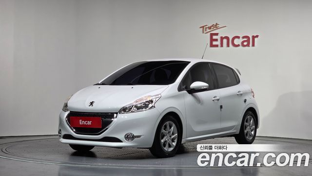 Peugeot 208 2016 — photo 1