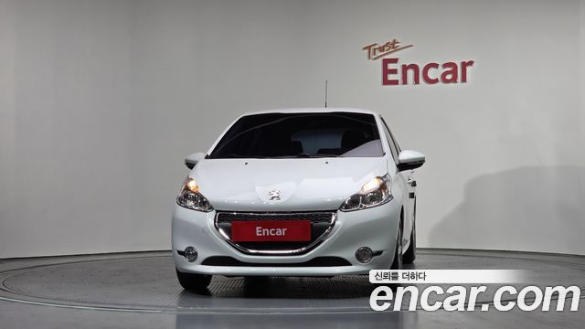 Peugeot 208 2016 — photo 3